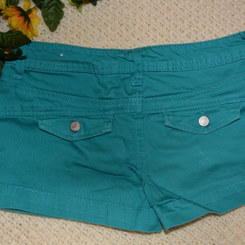 American Rag Shorts - Picture 4 of 5